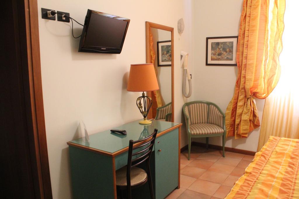 Hotel La Torre Rimini Eksteriør billede
