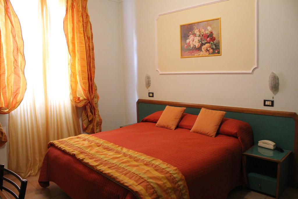 Hotel La Torre Rimini Eksteriør billede