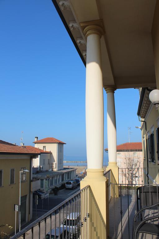 Hotel La Torre Rimini Eksteriør billede