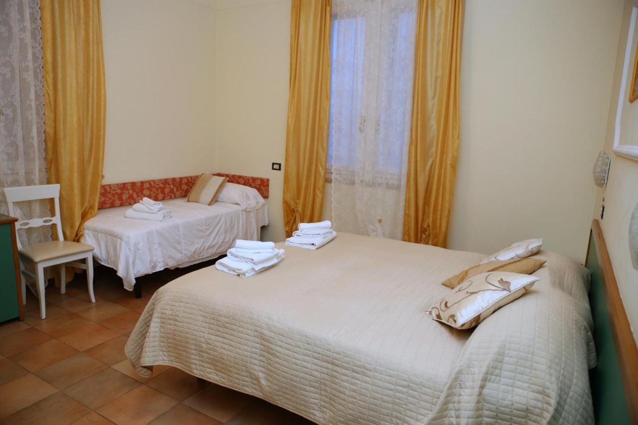 Hotel La Torre Rimini Eksteriør billede