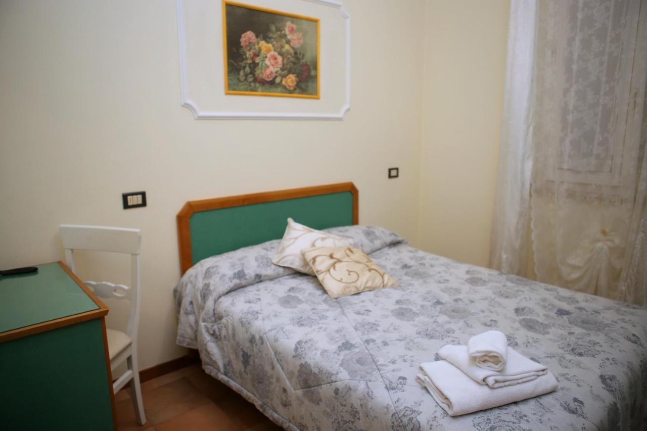 Hotel La Torre Rimini Eksteriør billede