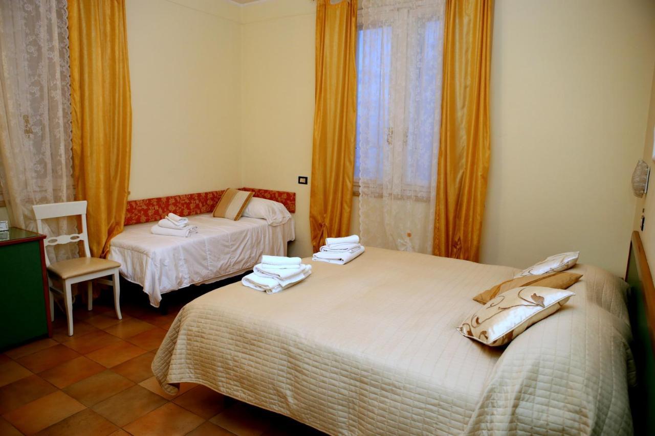 Hotel La Torre Rimini Eksteriør billede