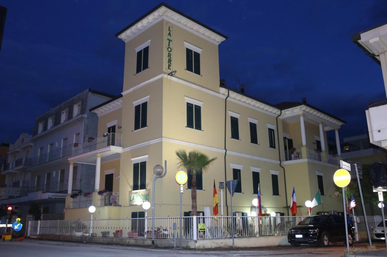 Hotel La Torre Rimini Eksteriør billede