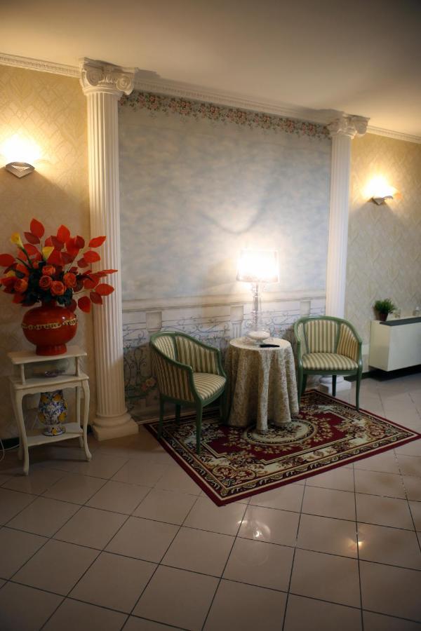 Hotel La Torre Rimini Eksteriør billede